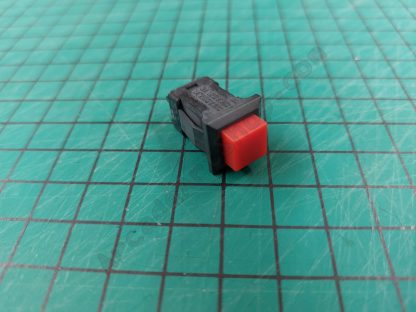 red-miniature-pushbutton-square-sega-509-5738