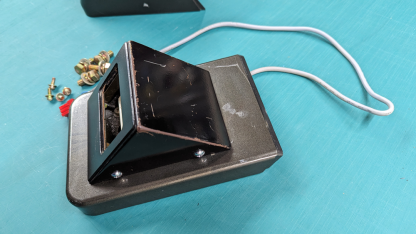 F355 Challenge VMU Card Reader assembly with casing FRI- (used) - Image 4