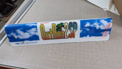 outrun 2 sp fluro cover used curved topper